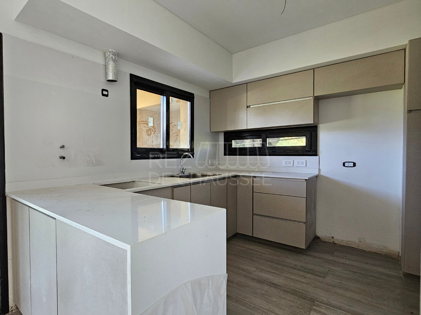 Cotos de Alameda - San jeronimo 105- roldan 